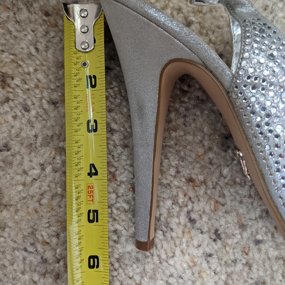 Steve Madden Rhinestone Heels | Size 9 - Picture 8 of 8